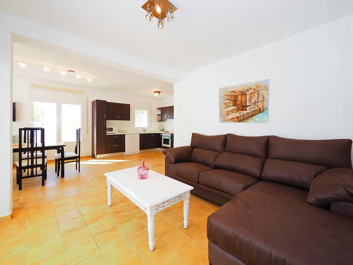 Holiday Home Alberes Empuriabrava Eksteriør billede