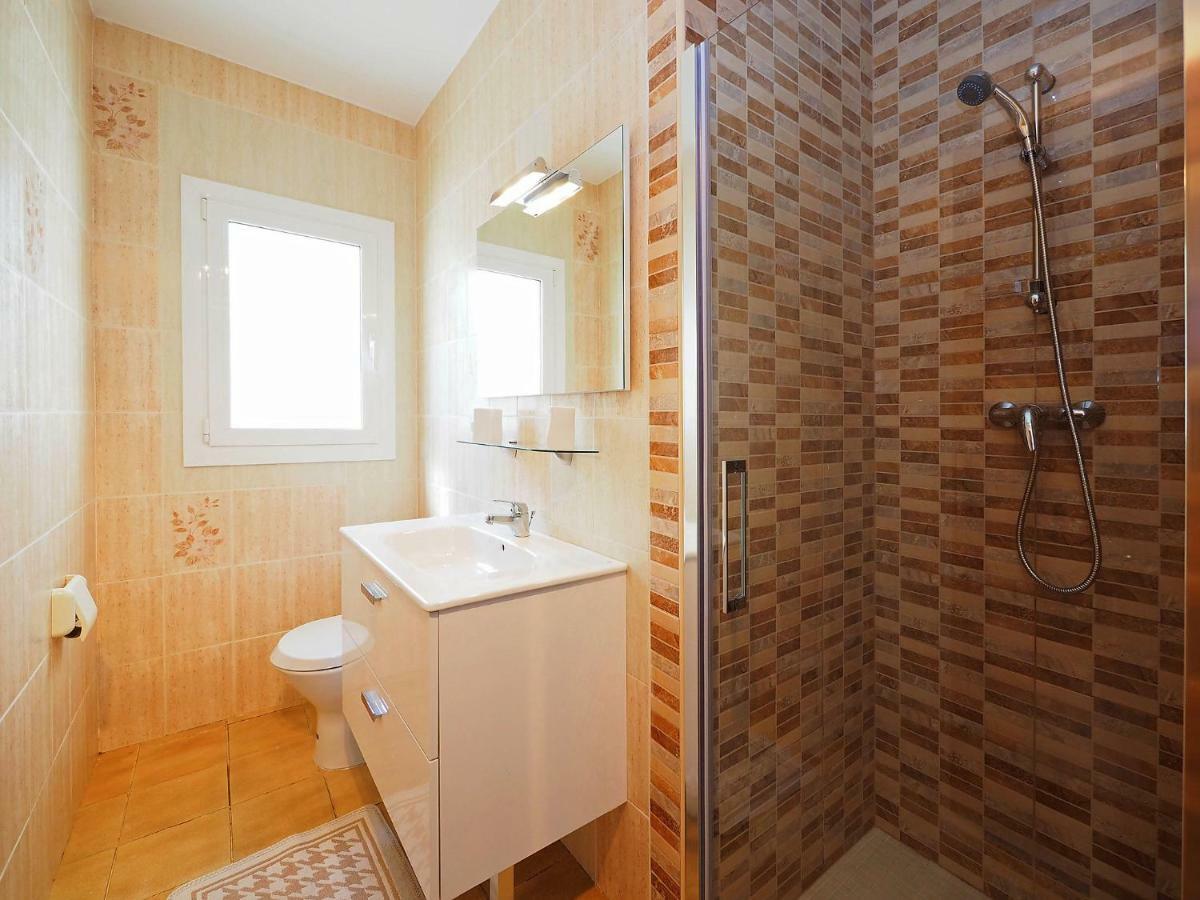 Holiday Home Alberes Empuriabrava Eksteriør billede